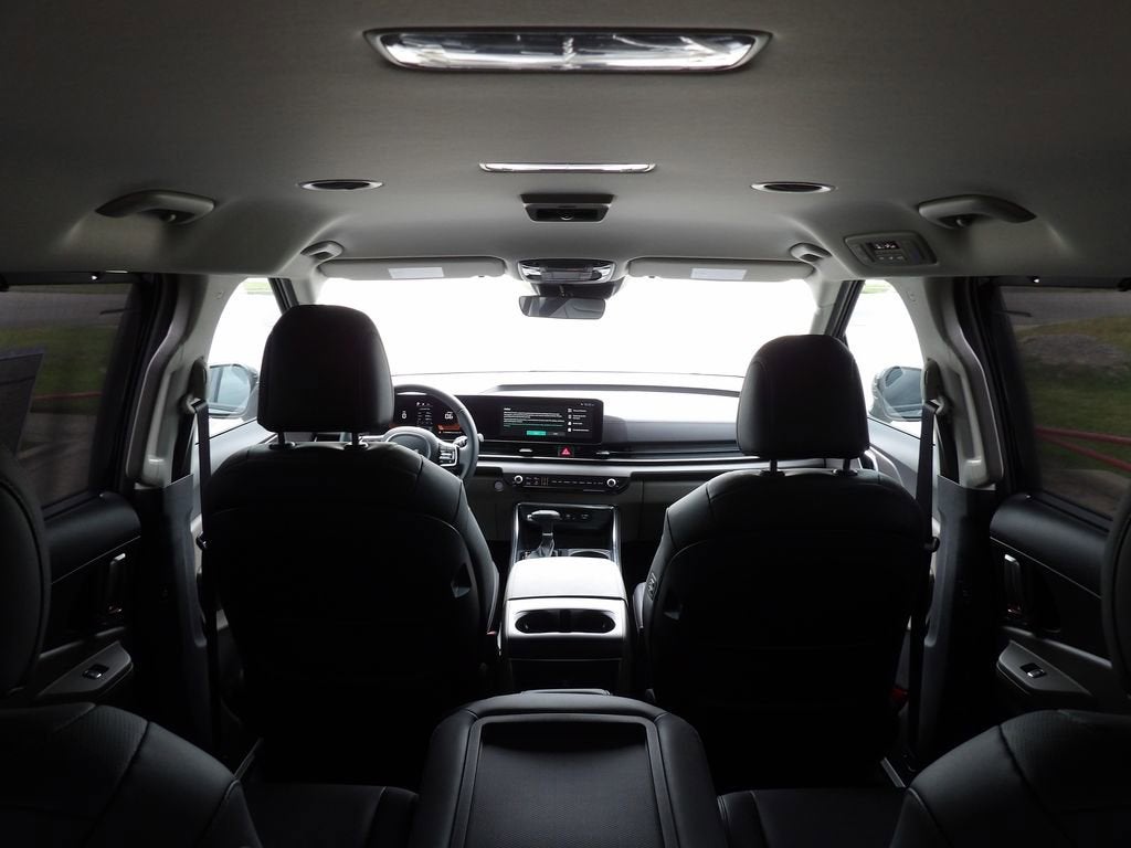 2026 Kia Carnival EX