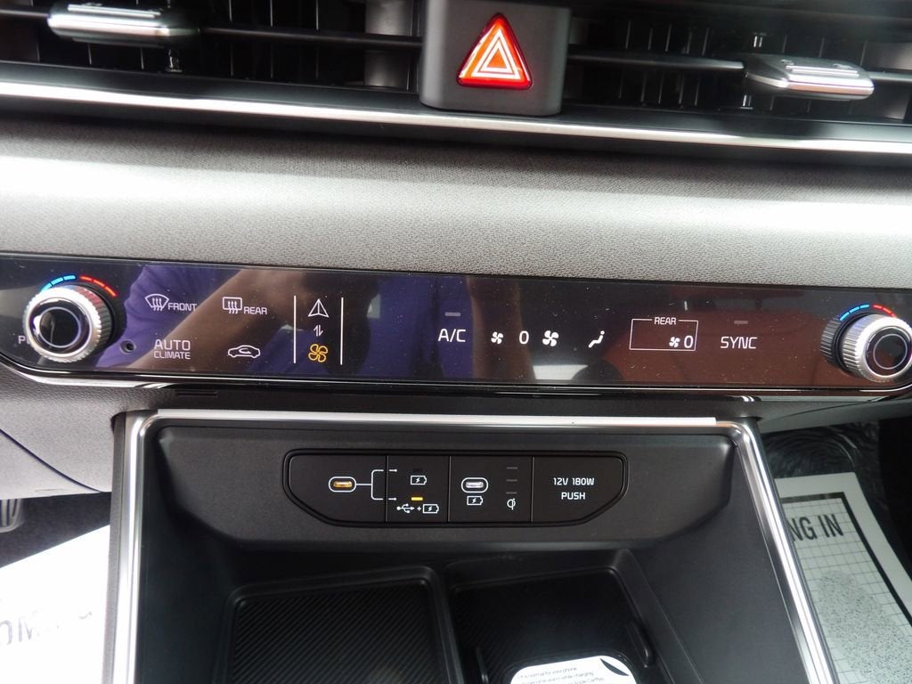 2026 Kia Carnival EX
