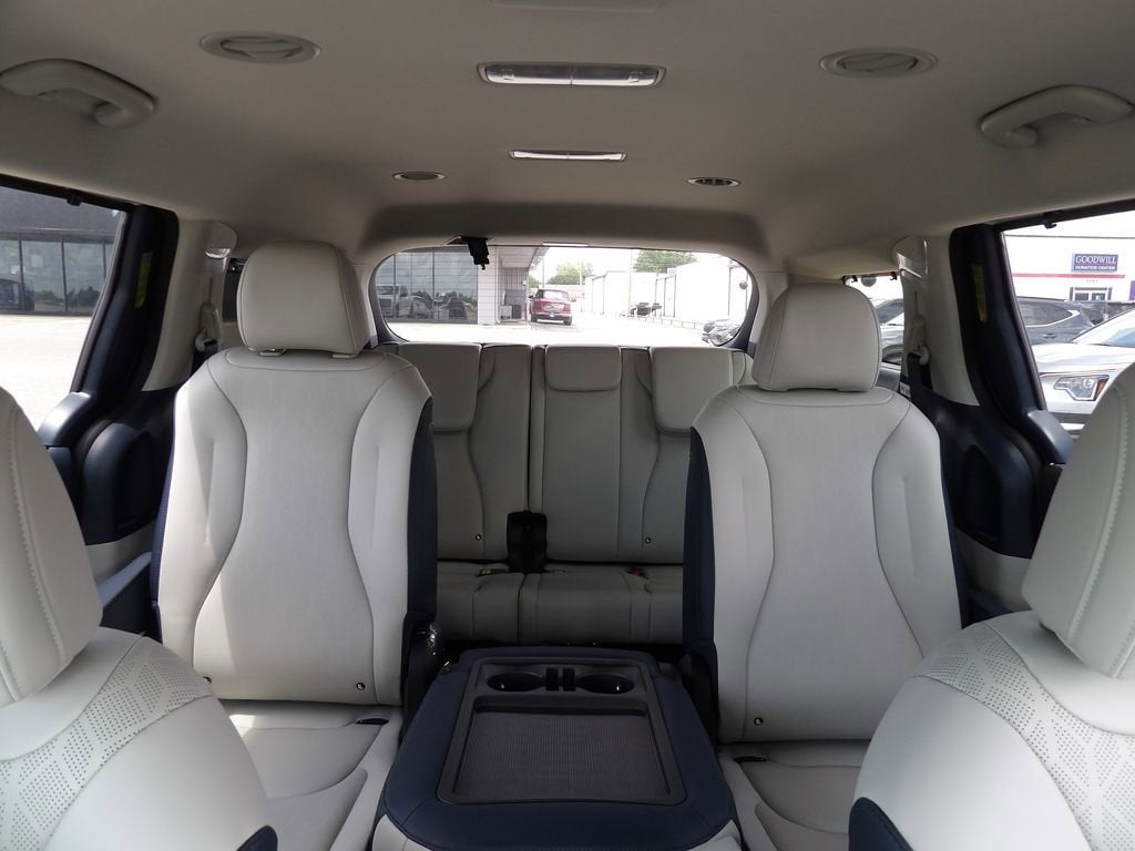 2026 Kia Carnival Hybrid EX