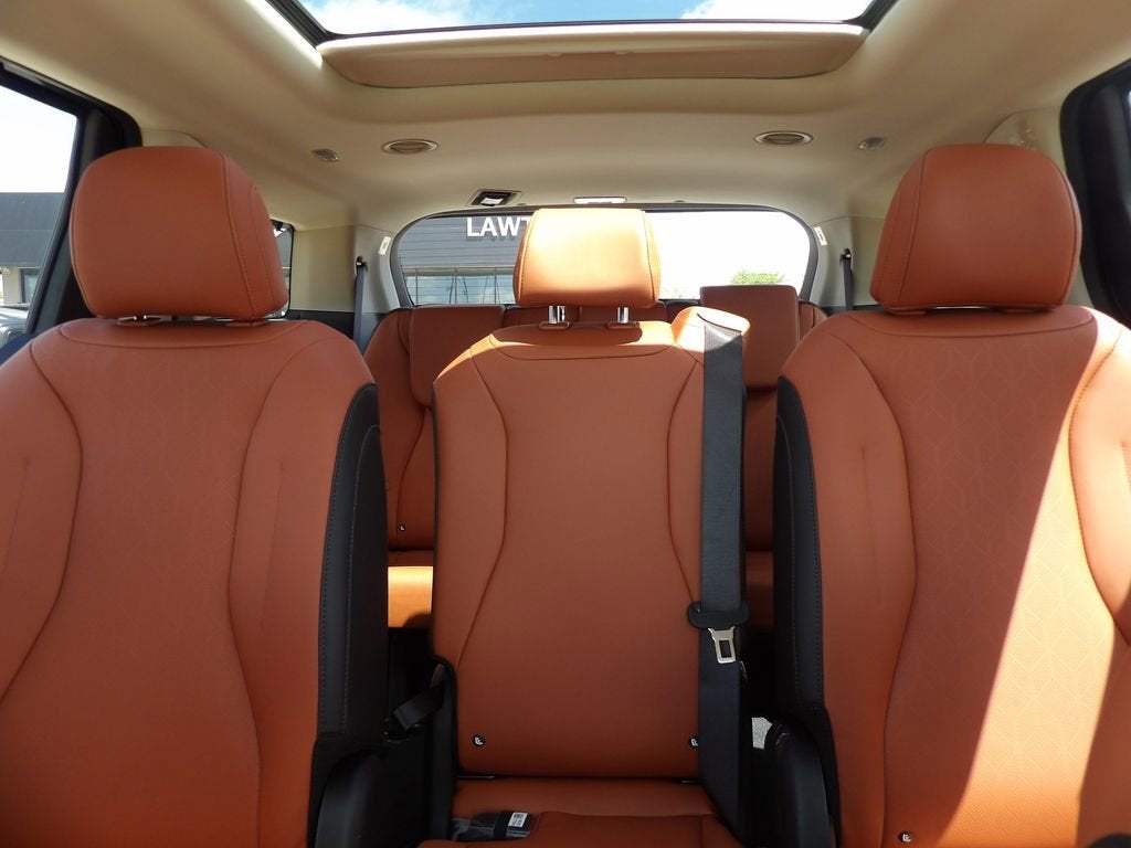 2026 Kia Carnival SX