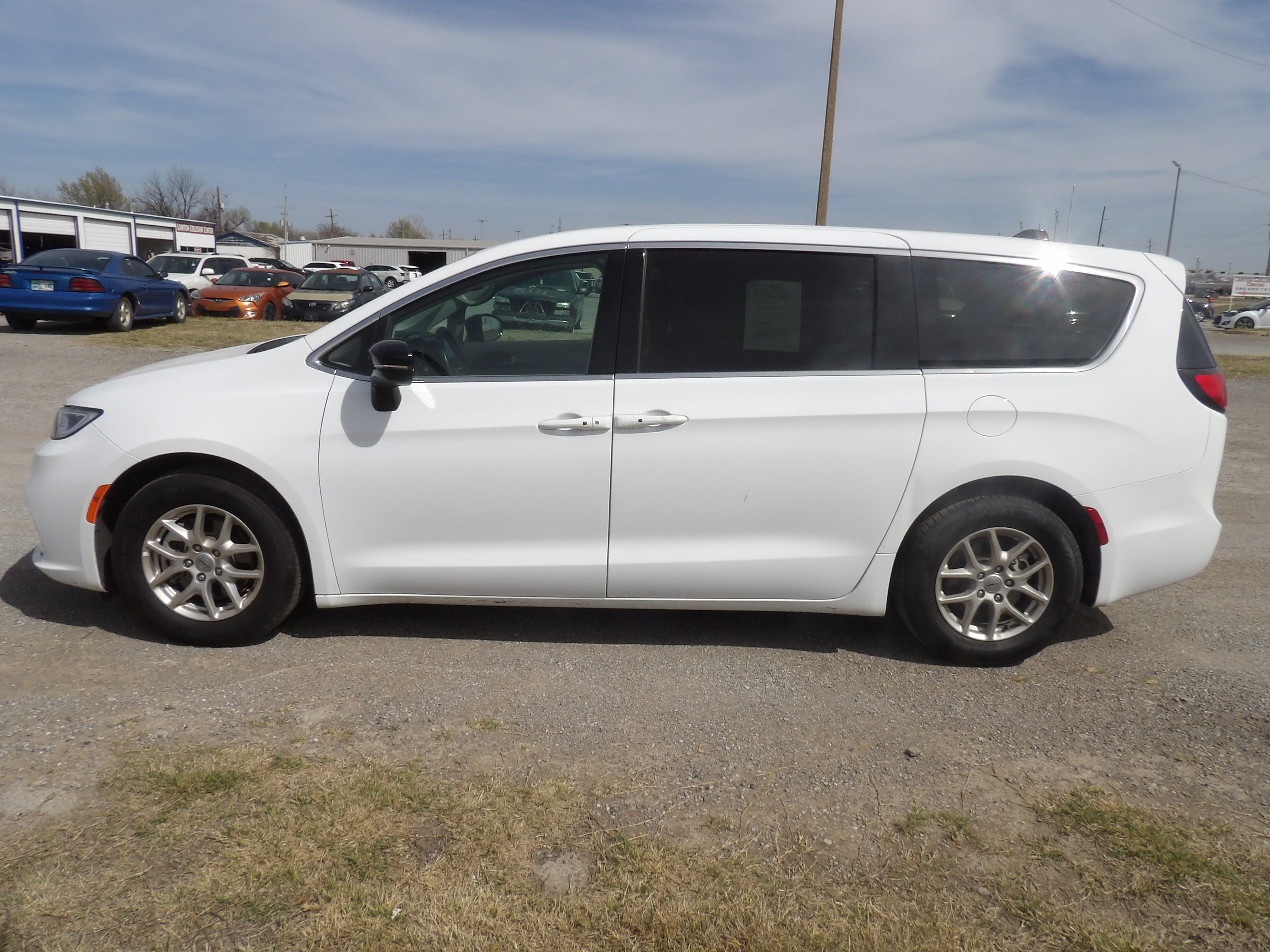 2024 Chrysler Pacifica Touring L
